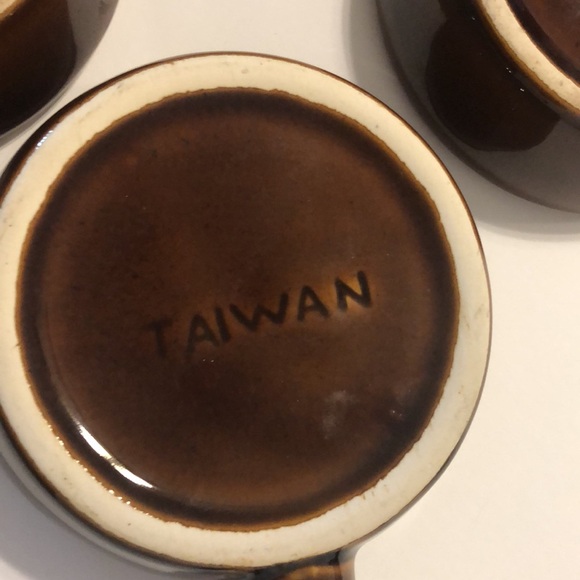 Set of 4 Ceramic Brown Glazed Escargot Snail Baking Dishes w/ Handle Taiwan - Picture 3 of 8